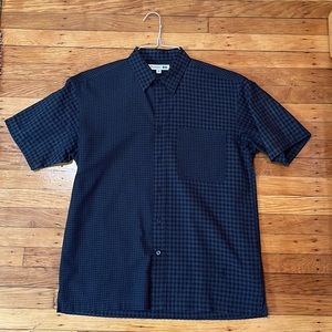 Men’s Uniqlo x JW Anderson Button-Up Short Sleeve Shirt. Oversized fit. (USED)